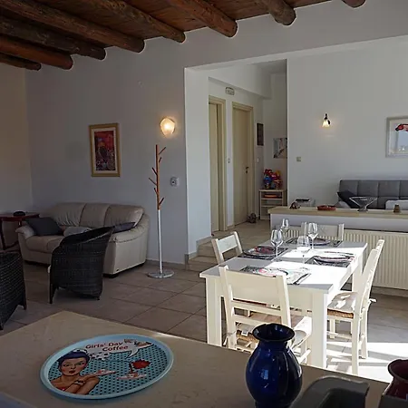 Kukuwaia Villa
