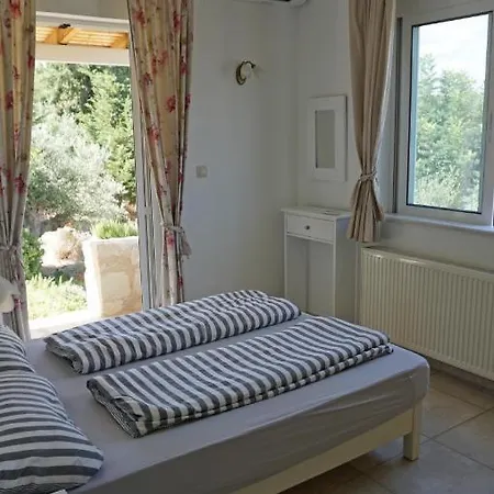 Kukuwaia Villa