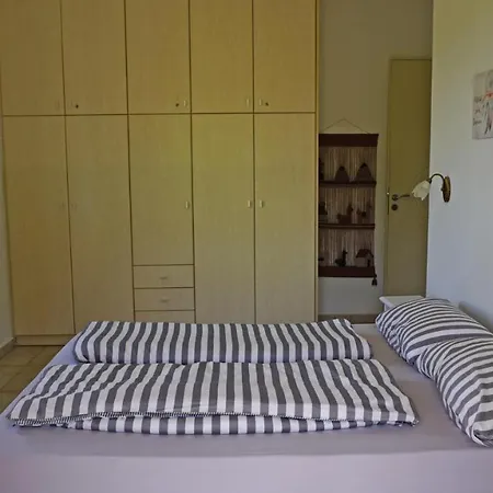 Kukuwaia * Almyrida (Crete)